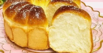 Receta de Pan de Leche Esponjoso con ingredientes frescos y esponjosos.